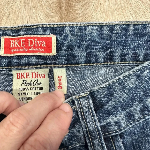 BKE Diva Jeans 29x33.5 Long Blue Denim Flare Low Rise Vintage Pants Park Ave - Picture 3 of 7